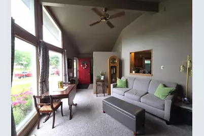 9395 S Burrell St, Oak Creek, WI 53154 - Photo 17