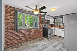 959 Laduron Dr, Mishicot, WI 54228 - Photo 9