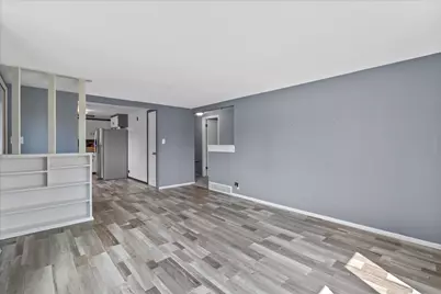 959  Laduron Dr, Mishicot, WI 54228 - Photo 3