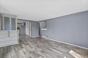 959 Laduron Dr, Mishicot, WI 54228 - Photo 3