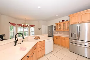 N59W17730 Meadow Ct, Menomonee Falls, WI 53051 - Photo 21