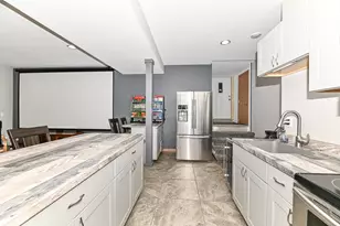 3665 E Fitzsimmons Rd, Oak Creek, WI 53154 - Photo 39