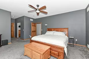 3665 E Fitzsimmons Rd, Oak Creek, WI 53154 - Photo 17