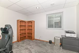 3665 E Fitzsimmons Rd, Oak Creek, WI 53154 - Photo 41