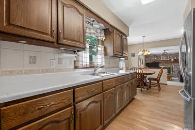112  16th Ave, South Milwaukee, WI 53172 - Photo 5