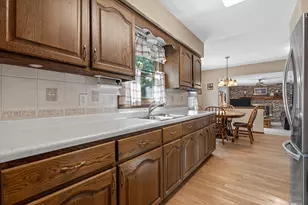 112 16th Ave, South Milwaukee, WI 53172 - Photo 5