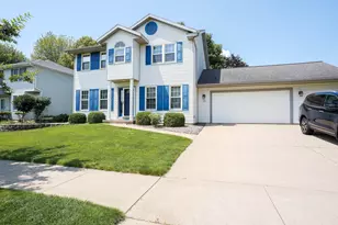 1335 4th Ave, Onalaska, WI 54650 - Photo 1
