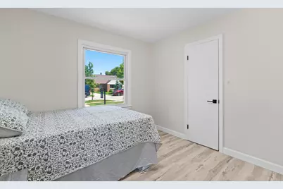 5331 N 61st St, Milwaukee, WI 53218 - Photo 13