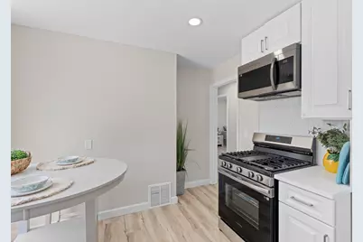 5331 N 61st St, Milwaukee, WI 53218 - Photo 7