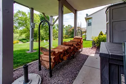 8160 S Lakeview Dr, Franklin, WI 53132 - Photo 13