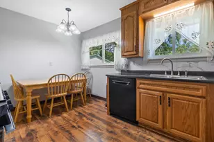 3801 Charles St, Racine, WI 53402 - Photo 9