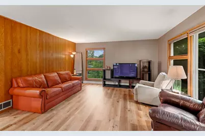 2945  Cottonwood Ct, Brookfield, WI 53005 - Photo 11