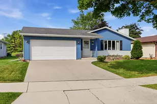 1728 Ashby Ct, Sheboygan, WI 53081 - Photo 35