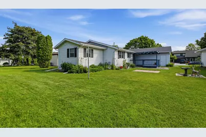 1728  Ashby Ct, Sheboygan, WI 53081 - Photo 31