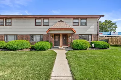 2832 E Grange Ave #2832, Cudahy, WI 53110 - Photo 1