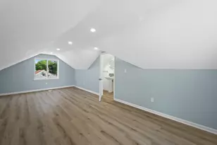 536 N 116th St, Wauwatosa, WI 53226 - Photo 25