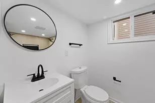 536 N 116th St, Wauwatosa, WI 53226 - Photo 31