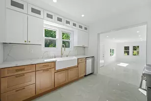 536 N 116th St, Wauwatosa, WI 53226 - Photo 13