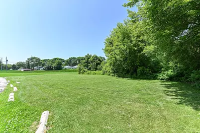 6115 S 13th St, Milwaukee, WI 53221 - Photo 37