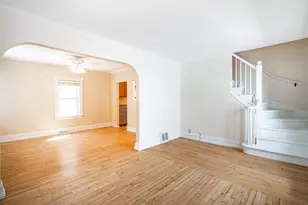 6835 Auburn Ave, Wauwatosa, WI 53213 - Photo 5