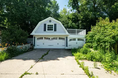 6835  Auburn Ave, Wauwatosa, WI 53213 - Photo 21