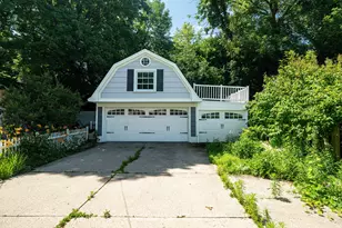 6835 Auburn Ave, Wauwatosa, WI 53213 - Photo 21