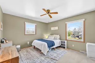W184N8293 Tours Dr, Menomonee Falls, WI 53051 - Photo 33
