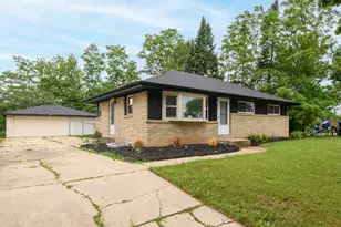 6655 N 84th St, Milwaukee, WI 53224 - Photo 3