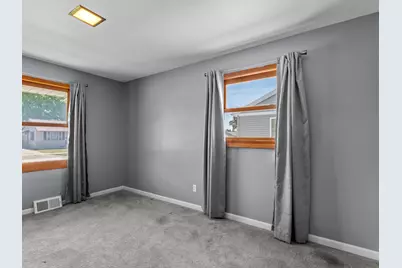 1526 S 24th St, Manitowoc, WI 54220 - Photo 17