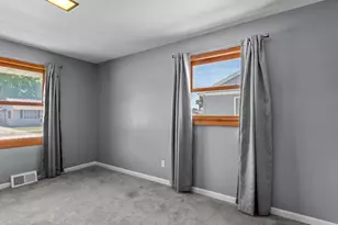 1526 S 24th St, Manitowoc, WI 54220 - Photo 17