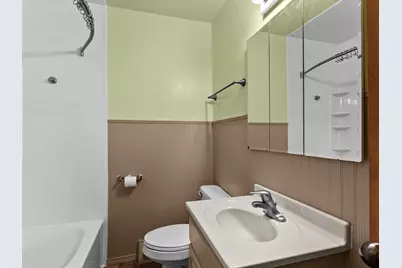 1526 S 24th St, Manitowoc, WI 54220 - Photo 23