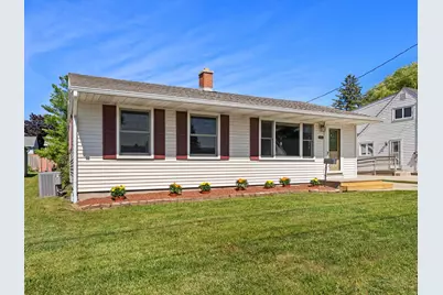 1526 S 24th St, Manitowoc, WI 54220 - Photo 1
