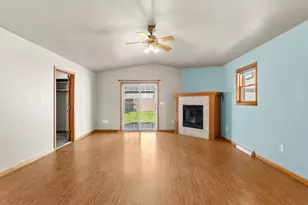 1526 S 24th St, Manitowoc, WI 54220 - Photo 3