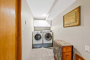 24026 W Oakwood Ln, Racine, WI 53139 - Photo 33