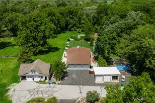 24026 W Oakwood Ln, Racine, WI 53139 - Photo 47
