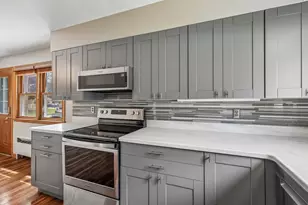 618 Fair St, West Bend, WI 53090 - Photo 15