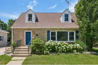 618  Fair St, West Bend, WI 53090 - Photo 1