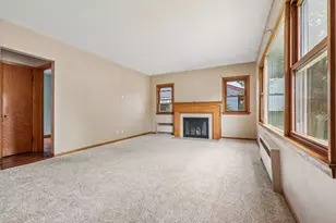 618 Fair St, West Bend, WI 53090 - Photo 5