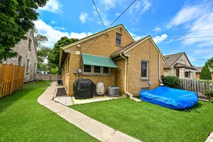 3024 N 85th St, Milwaukee, WI 53222 - Photo 25