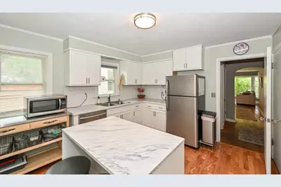 3024 N 85th St, Milwaukee, WI 53222 - Photo 13