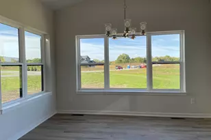 W261N6831 Prairie Haven Ct, Lisbon, WI 53089 - Photo 7