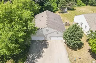 437 Swanson Ct, Twin Lakes, WI 53181 - Photo 3