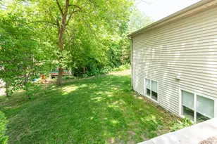 437 Swanson Ct, Twin Lakes, WI 53181 - Photo 21