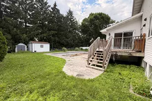 422 28th St, La Crosse, WI 54601 - Photo 3