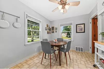 3222 N 82nd St, Milwaukee, WI 53222 - Photo 9