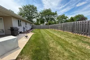 5 Prestige Cir, Fond du Lac, WI 54935 - Photo 21