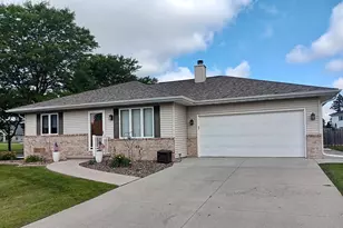 5 Prestige Cir, Fond du Lac, WI 54935 - Photo 27