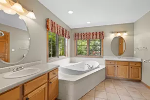 W260N2961 Steeplechase Dr, Pewaukee, WI 53072 - Photo 19