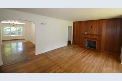 225 N Esterly Ave, Whitewater, WI 53190 - Photo 9