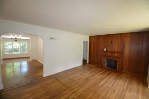 225 N Esterly Ave, Whitewater, WI 53190 - Photo 9